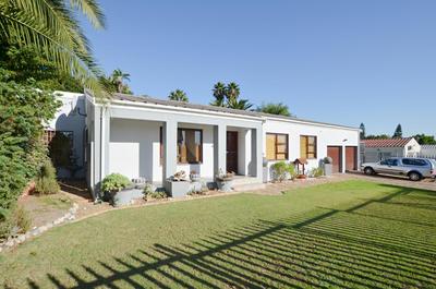 House For Sale in Protea Heights, Brackenfell