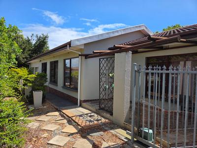 House For Rent in Protea Heights, Brackenfell